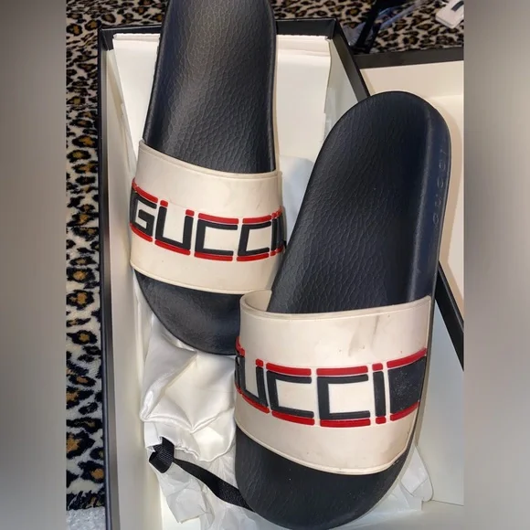 Gucci Black and White Logo Slides Gucci New Pursuit slides Gucci main image 3